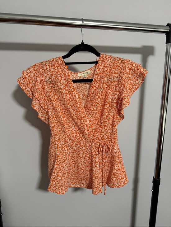 Monteau Tops - Monteau Orange and White Floral Wrap Peplum Blouse Size Small NWOT